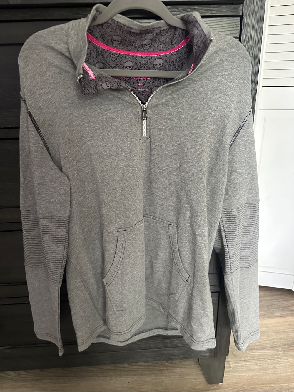 Robert Graham Gray zip